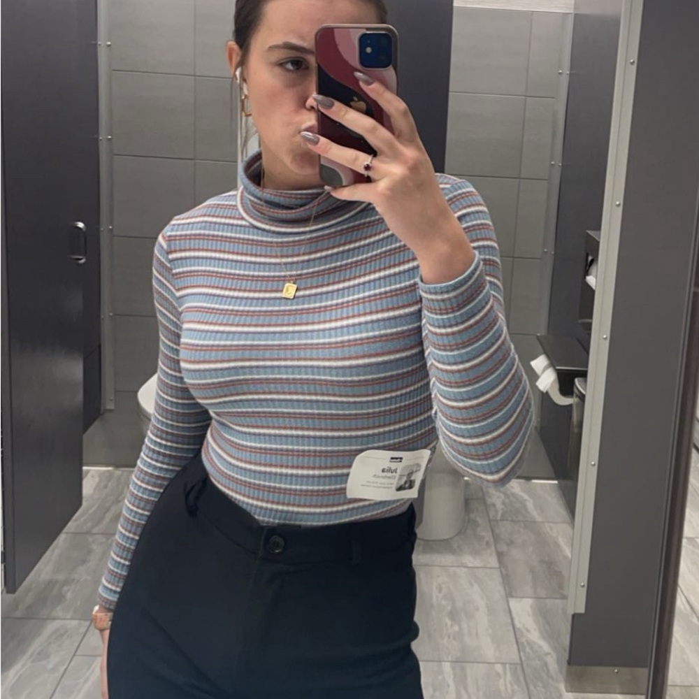 Altar'd State Gray and Blue Ribbed Long Sleeve Bodysuit